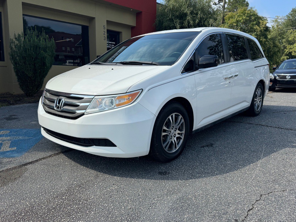 2013 Honda Odyssey Image 1