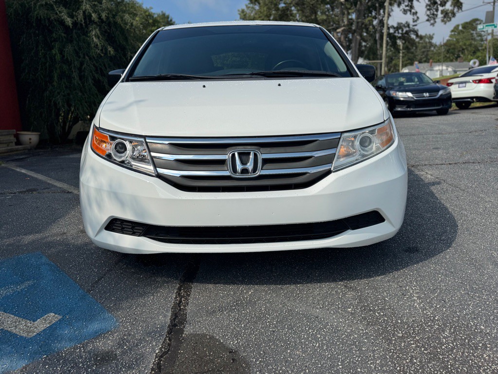 2013 Honda Odyssey Image 2