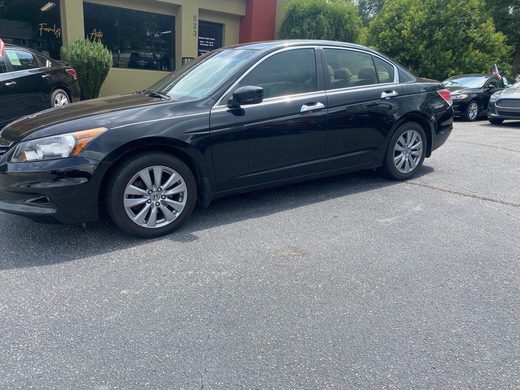 2012 Honda Accord Image 2