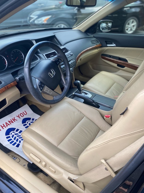 2012 Honda Accord Image 10