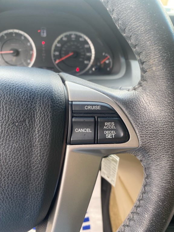 2012 Honda Accord Image 12