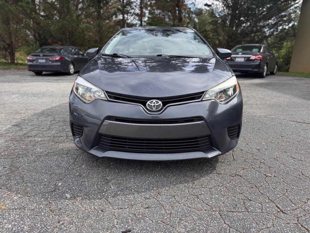 2016 Toyota Corolla Image 2