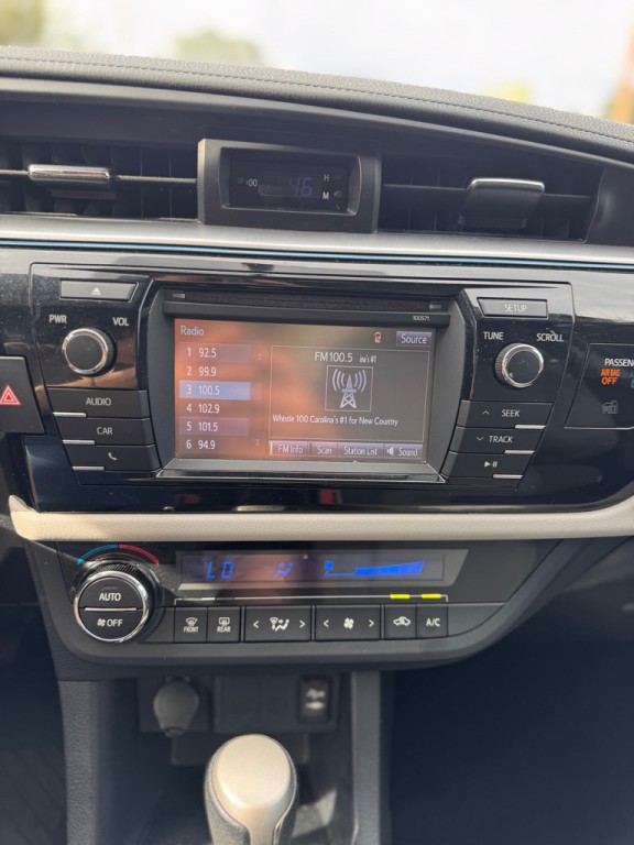 2016 Toyota Corolla Image 7