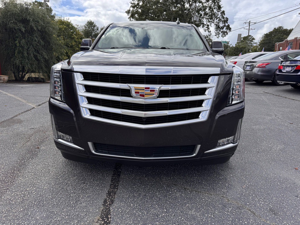 2015 Cadillac Escalade Image 2