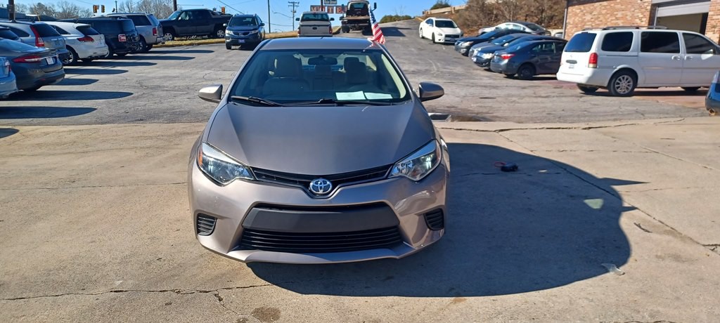 2015 Toyota Corolla Image 2
