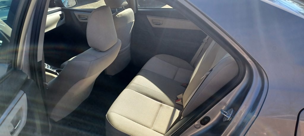 2015 Toyota Corolla Image 12