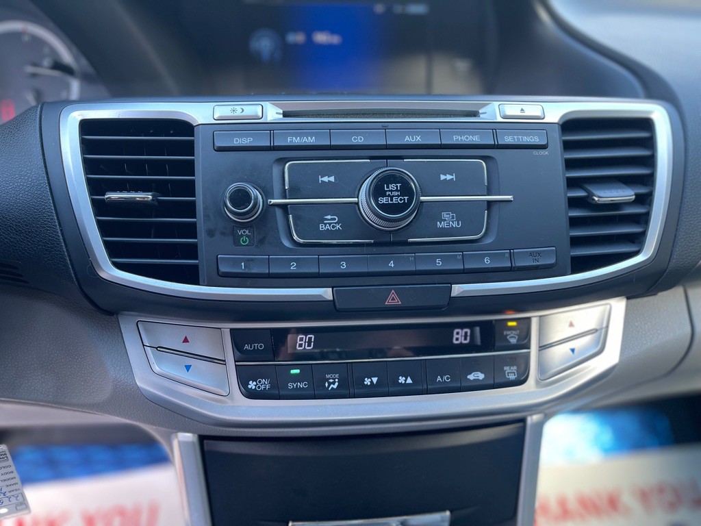 2015 Honda Accord Image 27