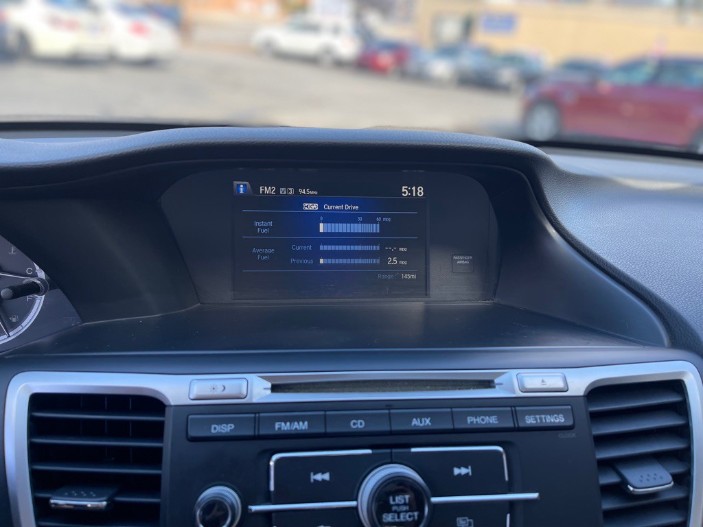 2015 Honda Accord Image 29