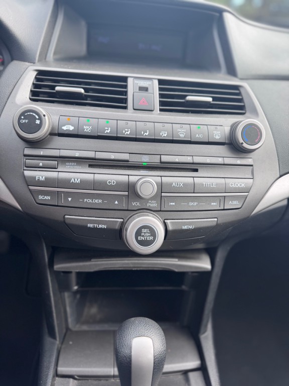 2012 Honda Accord Image 8