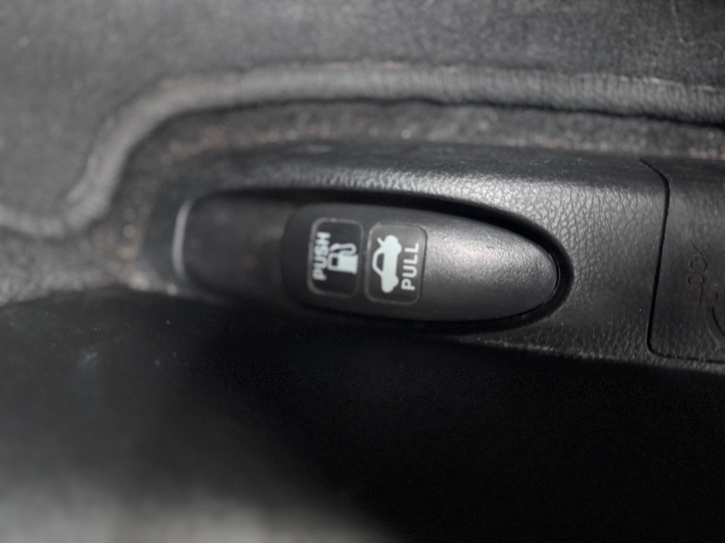 2012 Honda Accord Image 11