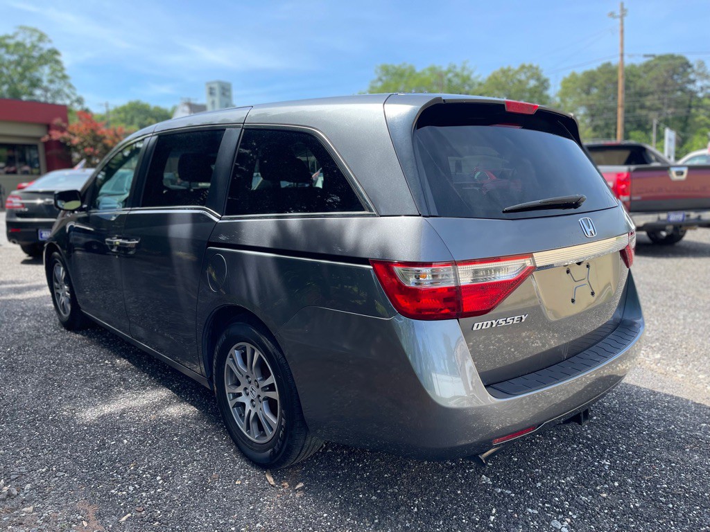 2011 Honda Odyssey Image 4