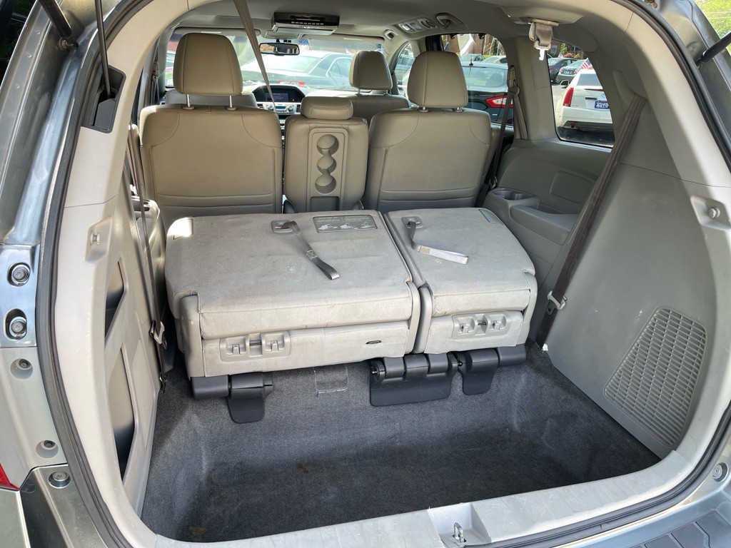 2011 Honda Odyssey Image 14