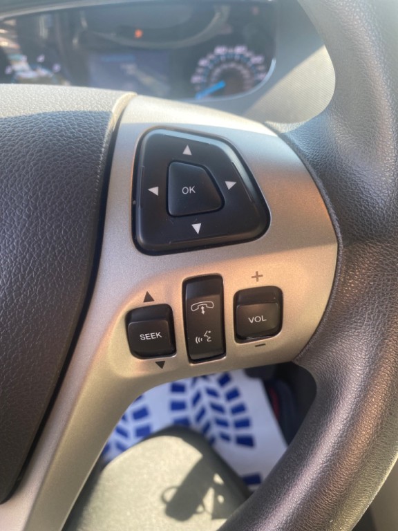 2016 Ford Taurus Image 12