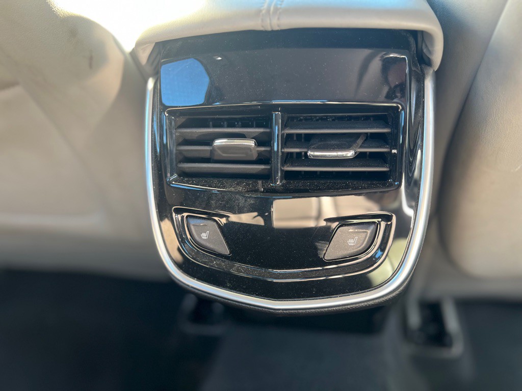 2013 Cadillac XTS Image 16