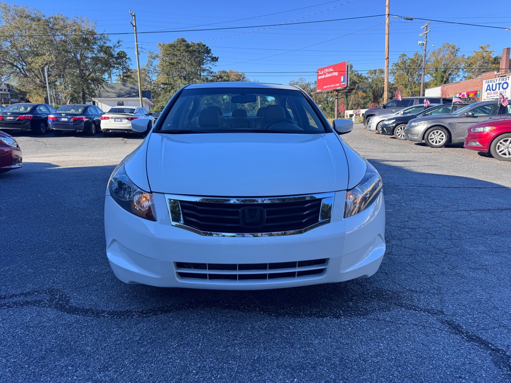2010 Honda Accord Image 2