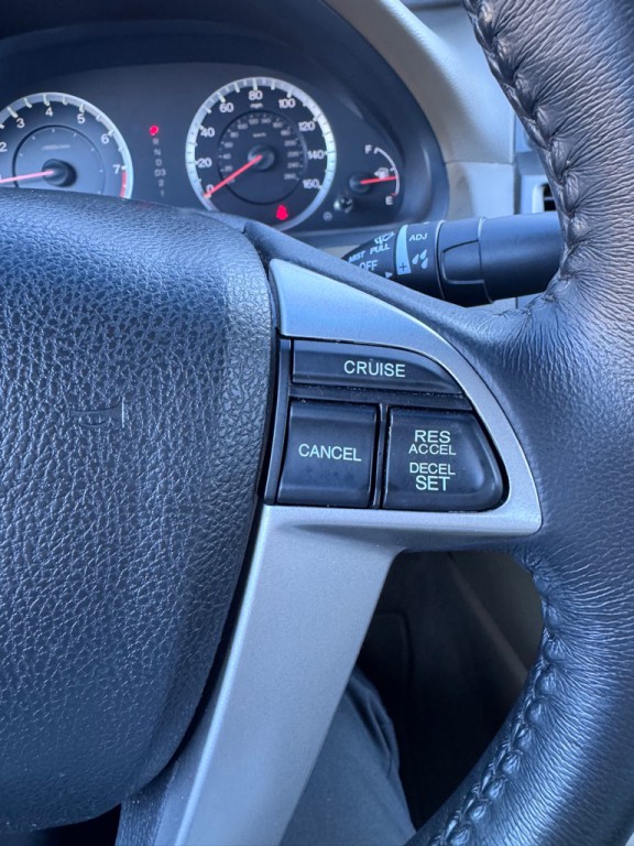 2010 Honda Accord Image 8