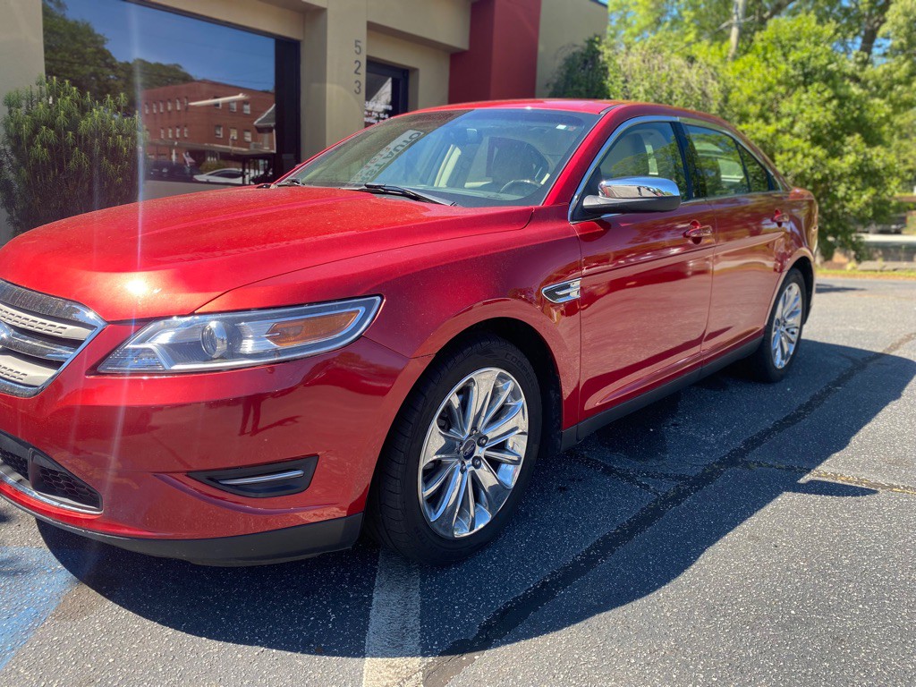 2012 Ford Taurus Image 2