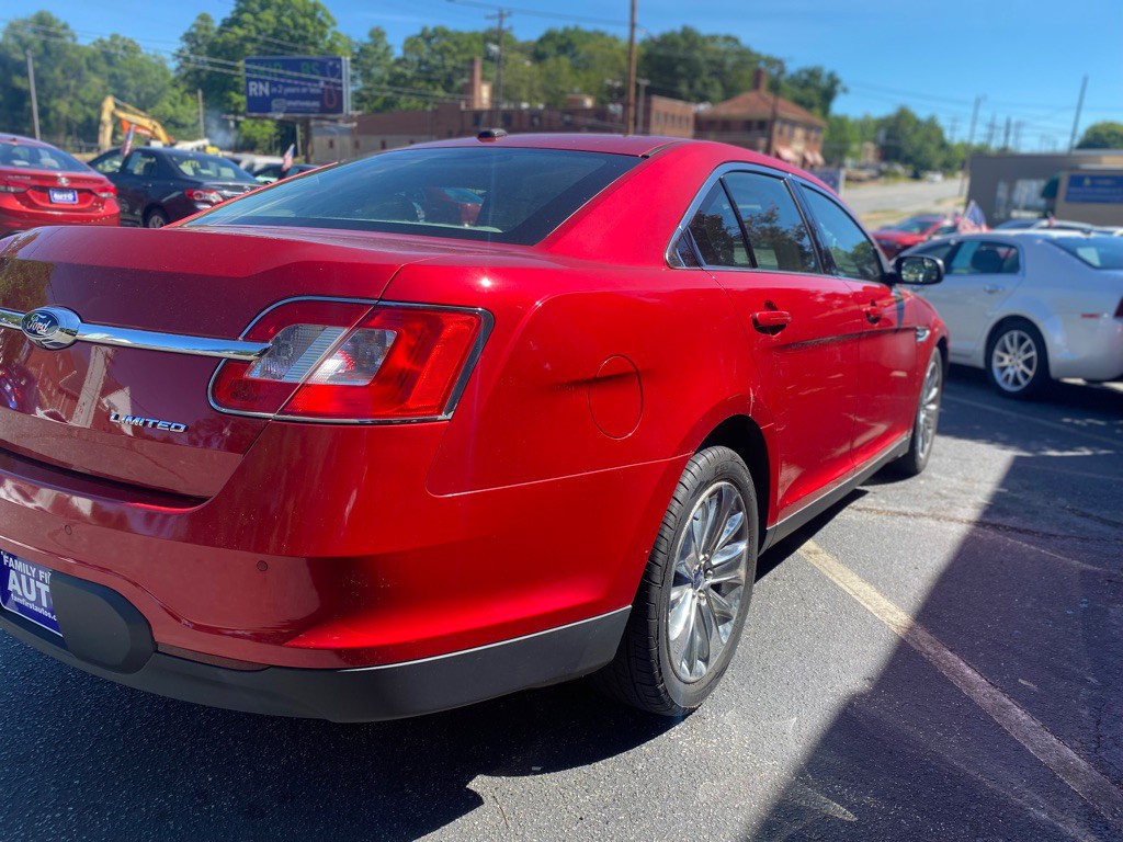 2012 Ford Taurus Image 5