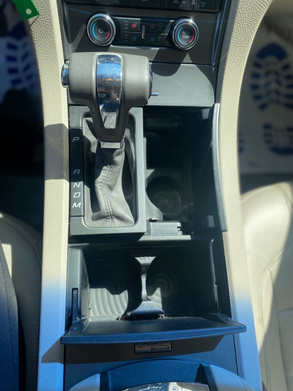 2012 Ford Taurus Image 14