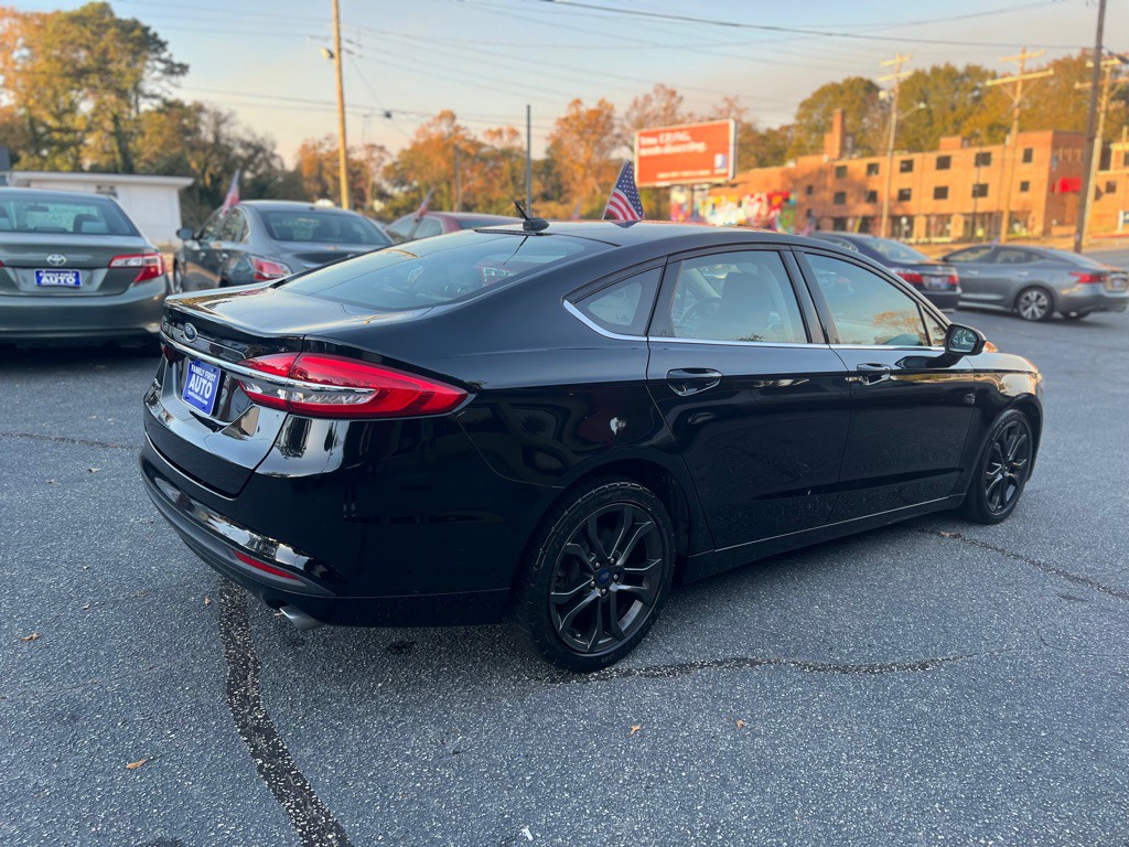 2017 Ford Fusion Image 5