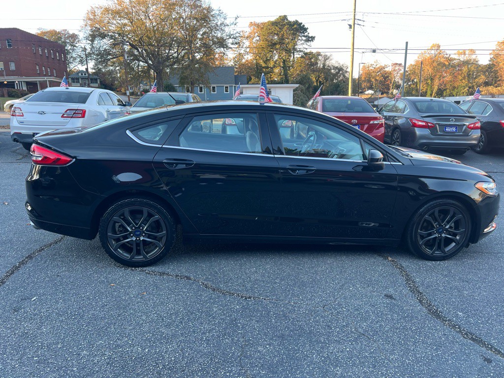 2017 Ford Fusion Image 6