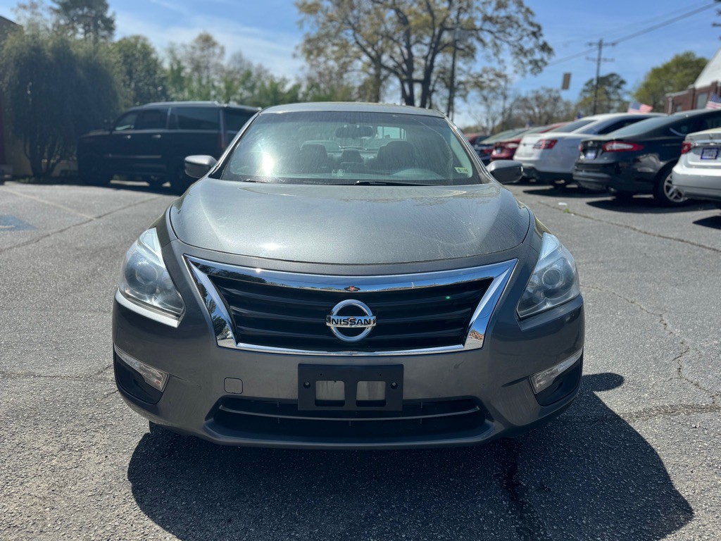 2015 Nissan Altima Image 2