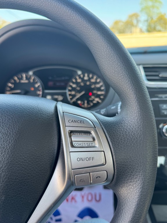 2015 Nissan Altima Image 8