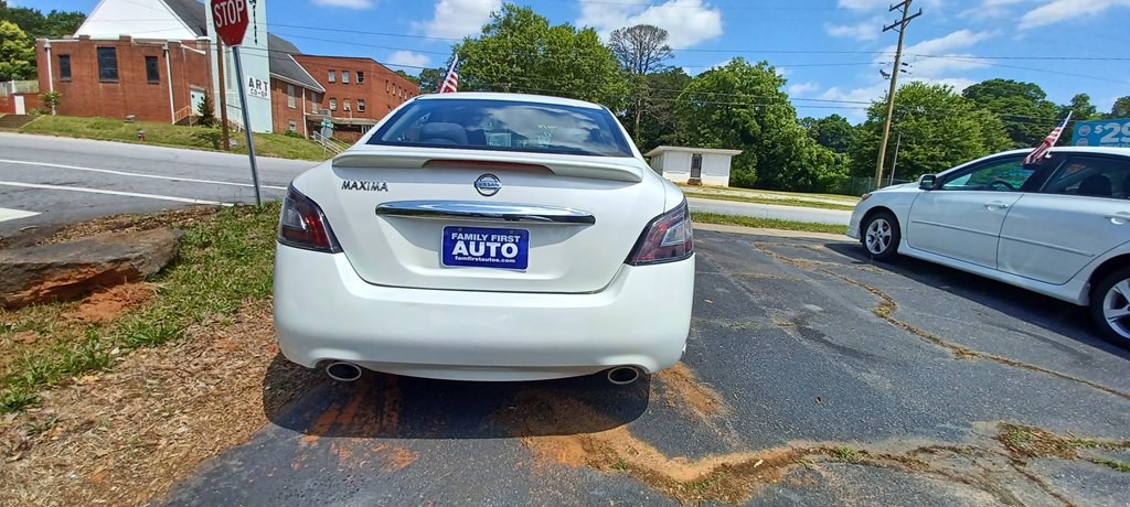 2014 Nissan Maxima Image 5