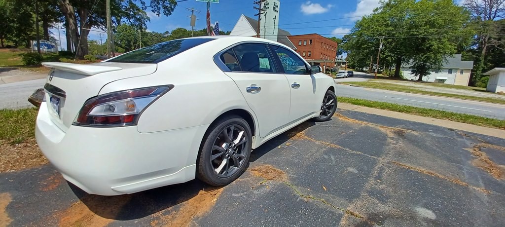 2014 Nissan Maxima Image 6