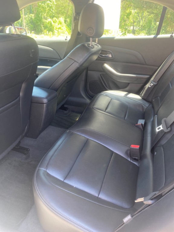 2016 Chevrolet Malibu Image 6