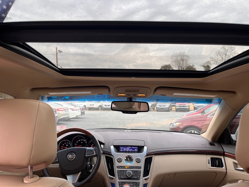 2011 Cadillac CTS Image 11