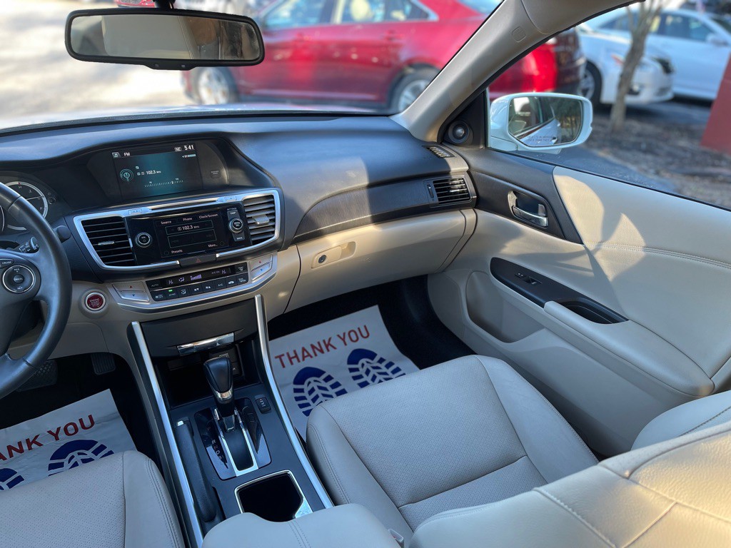2014 Honda Accord Image 15