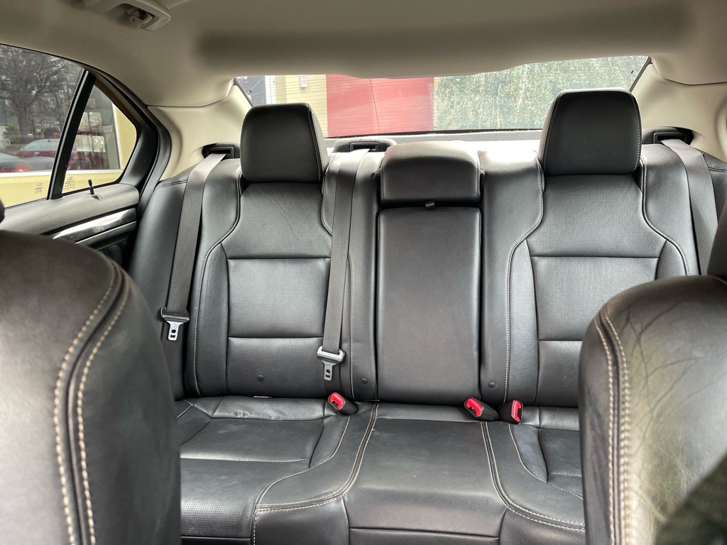 2011 Ford Taurus Image 24