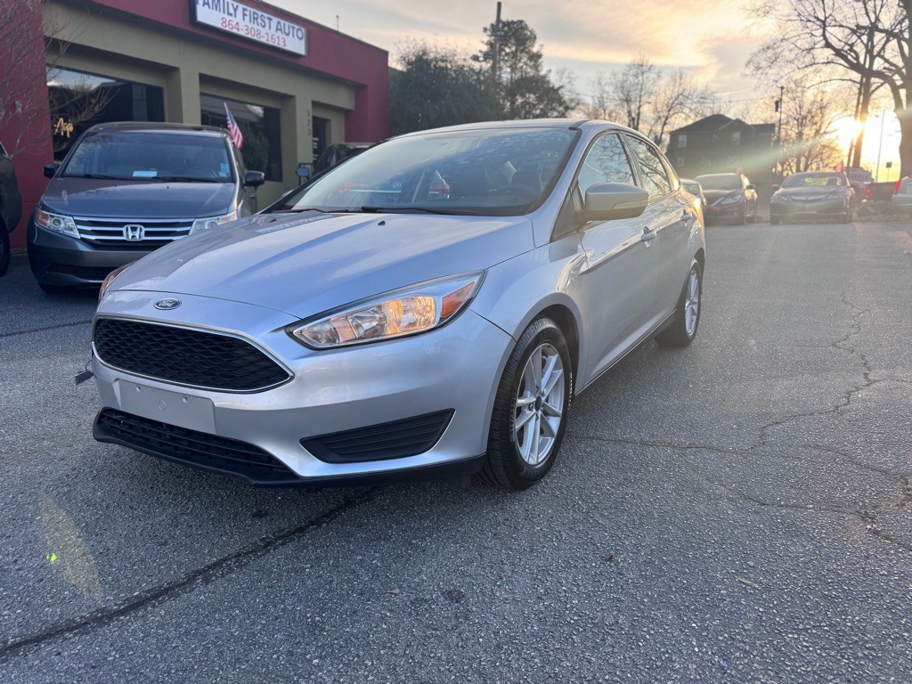 2017 Ford Focus Image 1
