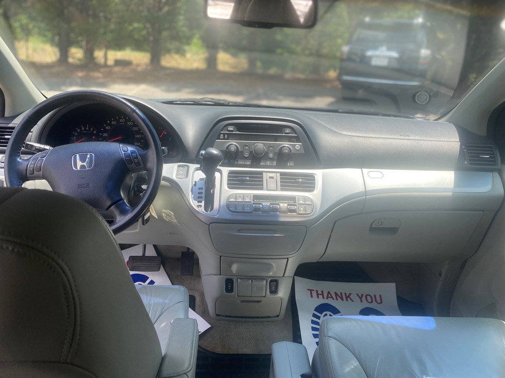 2008 Honda Odyssey Image 8