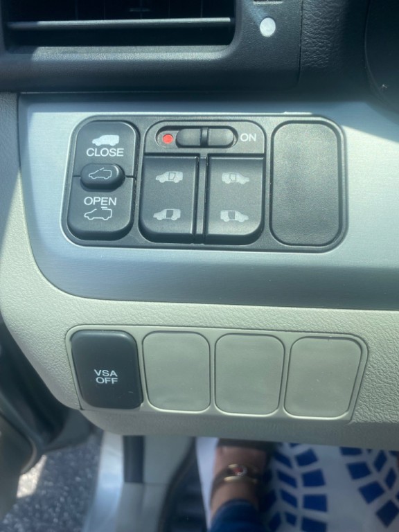 2008 Honda Odyssey Image 11