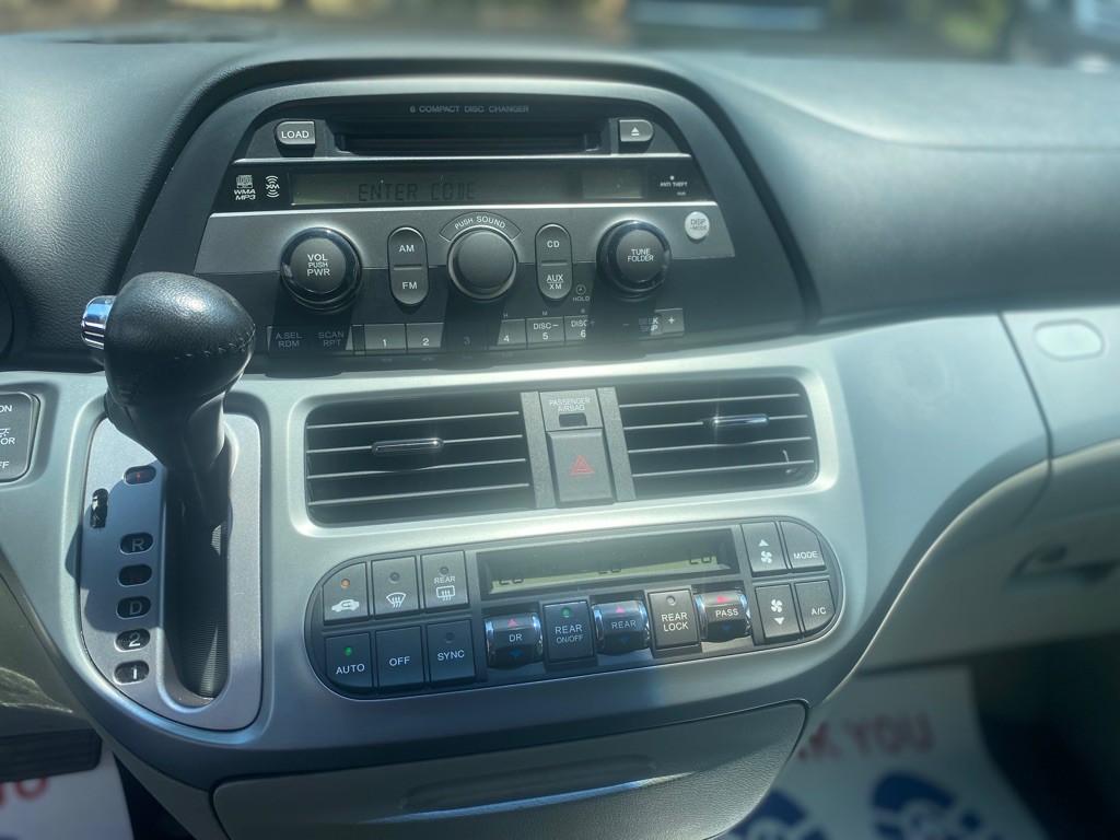 2008 Honda Odyssey Image 16