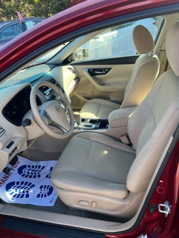 2014 Nissan Altima Image 4