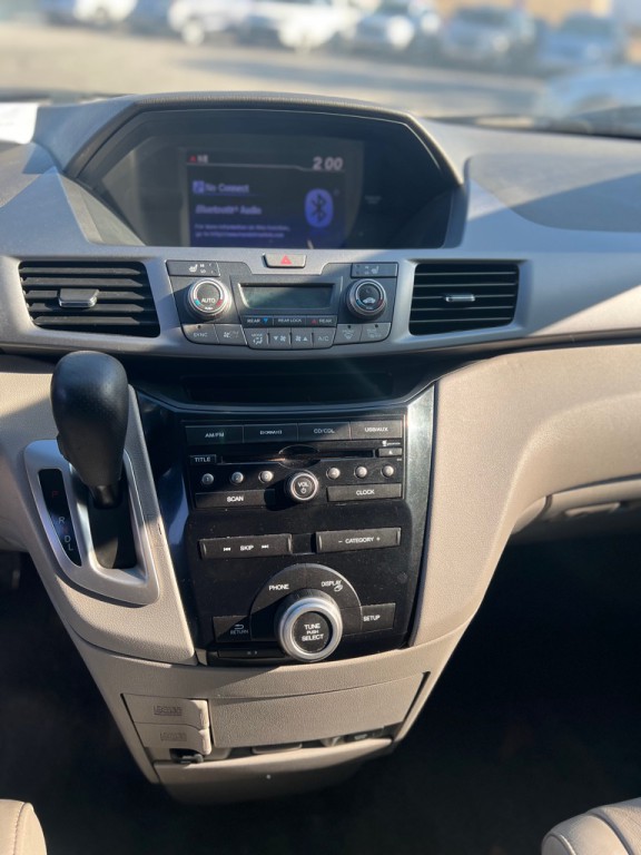 2011 Honda Odyssey Image 5