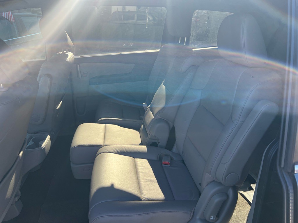 2011 Honda Odyssey Image 9
