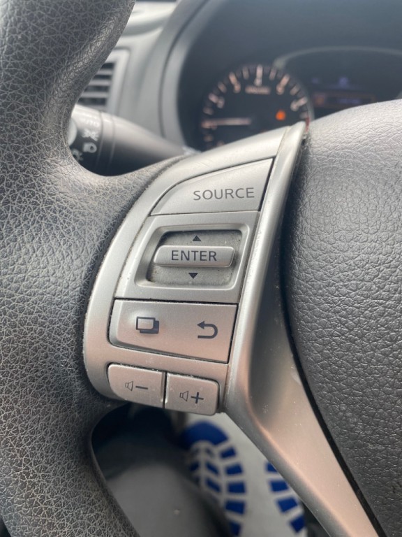 2017 Nissan Altima Image 10