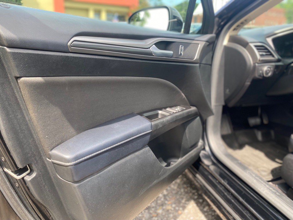 2017 Ford Fusion Image 6