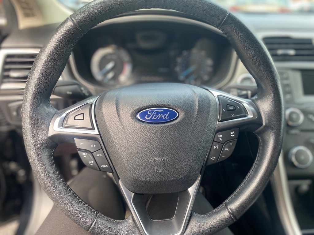 2017 Ford Fusion Image 8