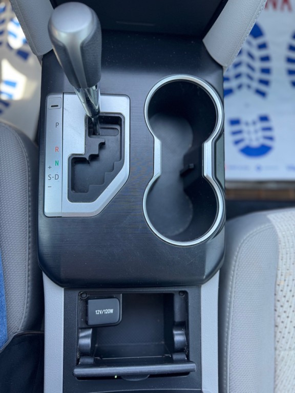2013 Toyota Camry Image 11