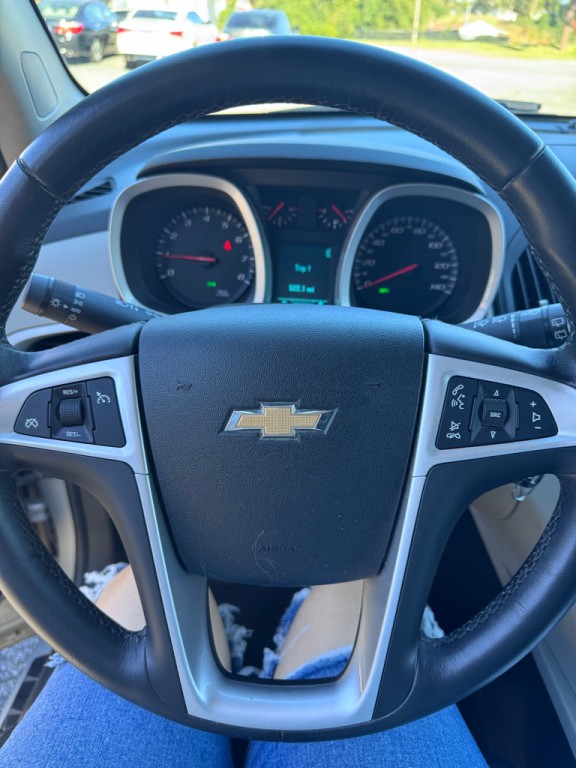 2011 Chevrolet Equinox Image 4