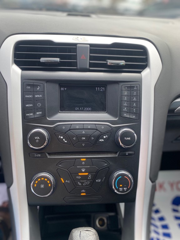 2014 Ford Fusion Image 26