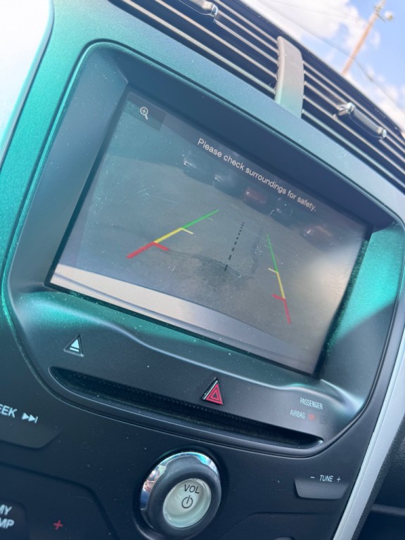 2015 Ford Explorer Image 10