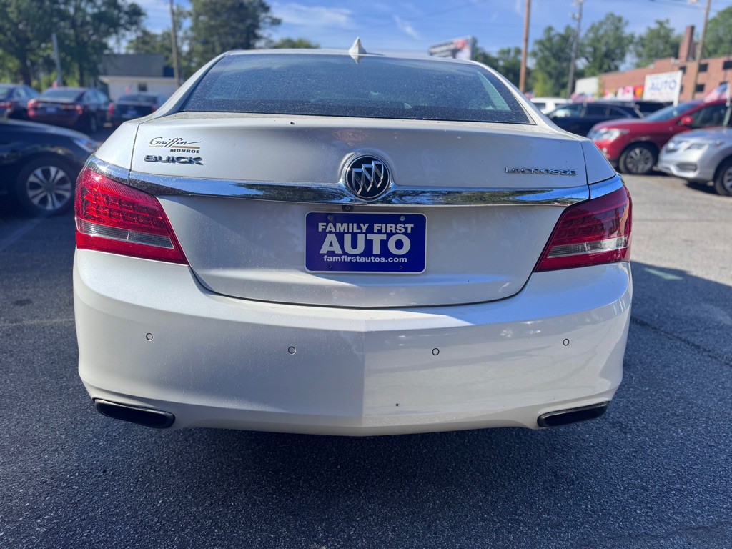 2016 Buick Lacrosse Image 4