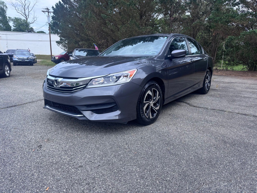 2017 Honda Accord Image 1