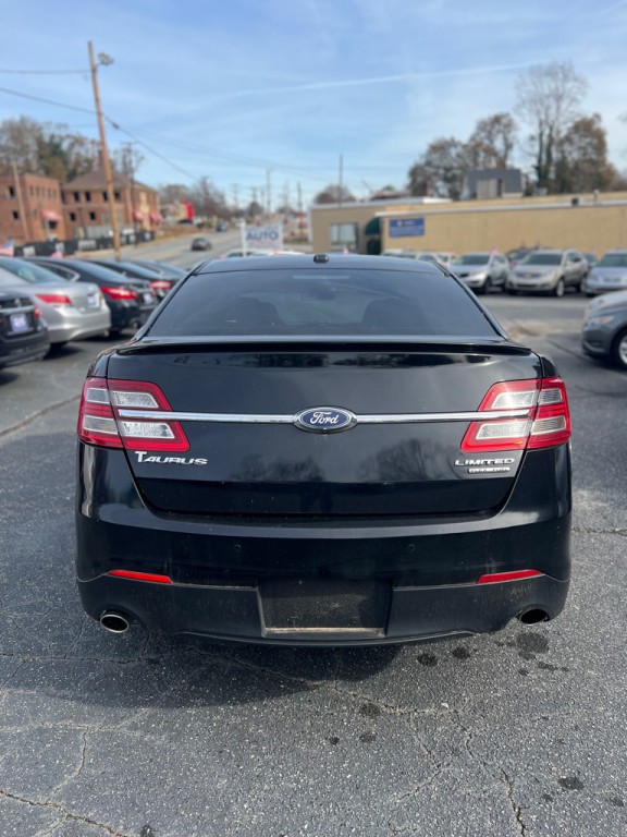 2018 Ford Taurus Image 3